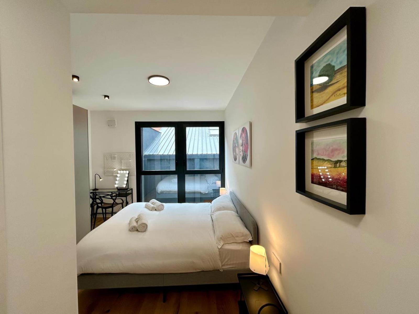Kibilu Luxury Apt With Terrace, Isola District And Near Garibaldi Station มิลาน ภายนอก รูปภาพ